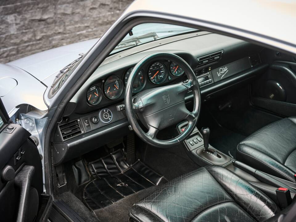 Bild 30/32 von Porsche 911 Carrera (1995)
