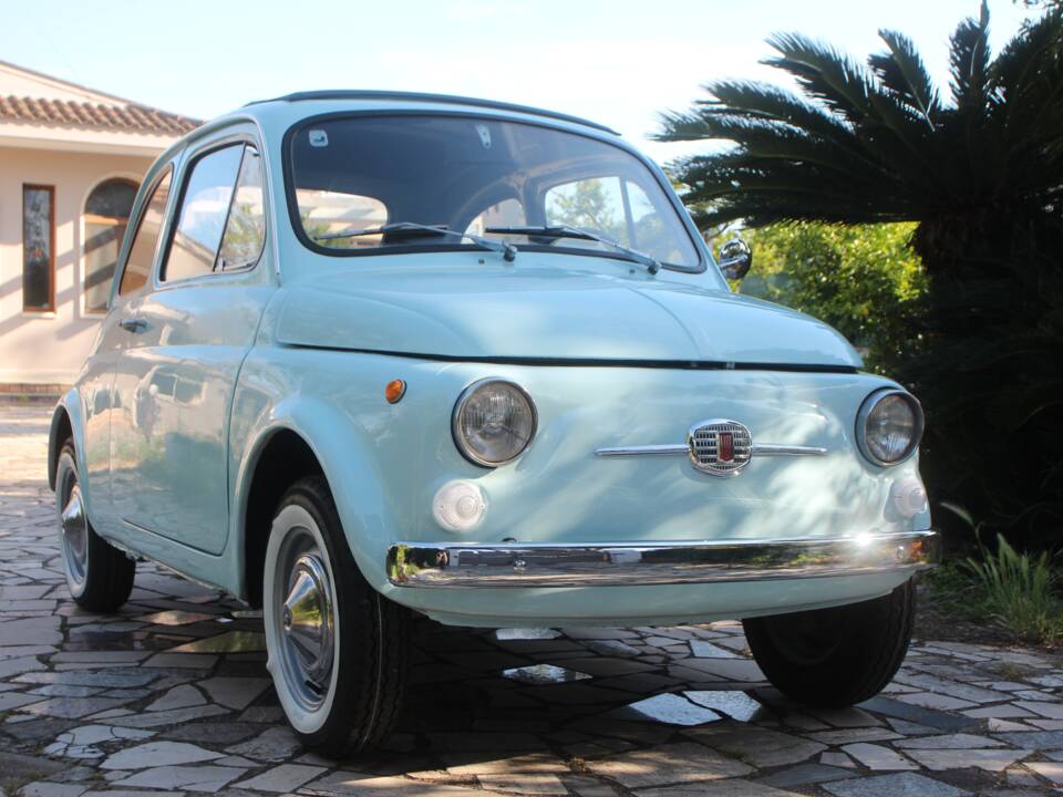 Image 2/71 of FIAT 500 F (1968)