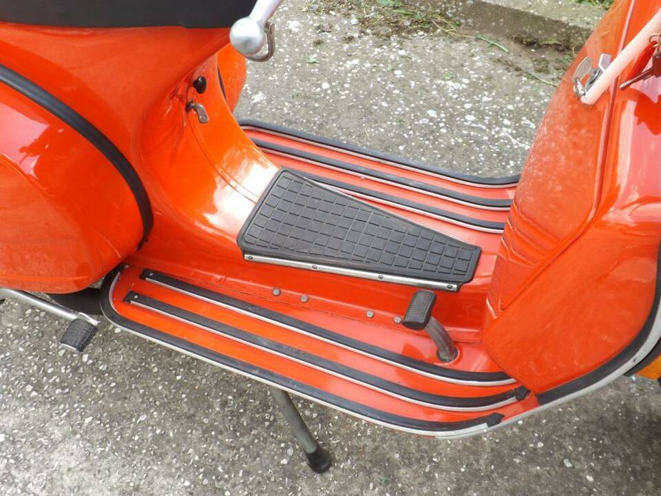 Immagine 10/50 di Piaggio Vespa P 200 E (1982)
