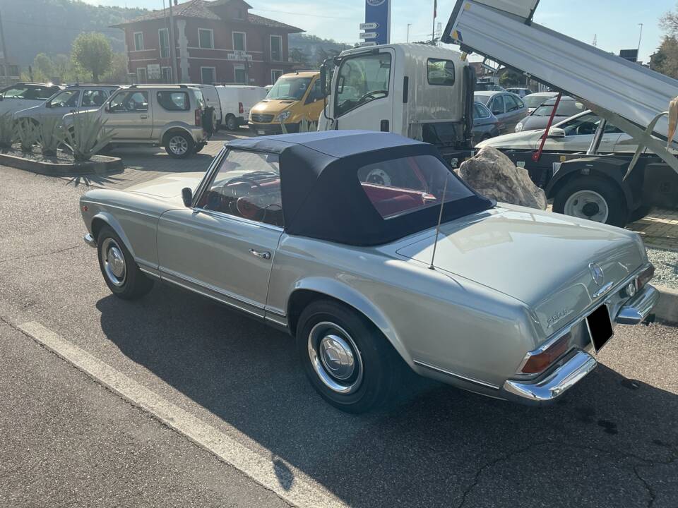 Image 3/6 of Mercedes-Benz 230 SL (1966)