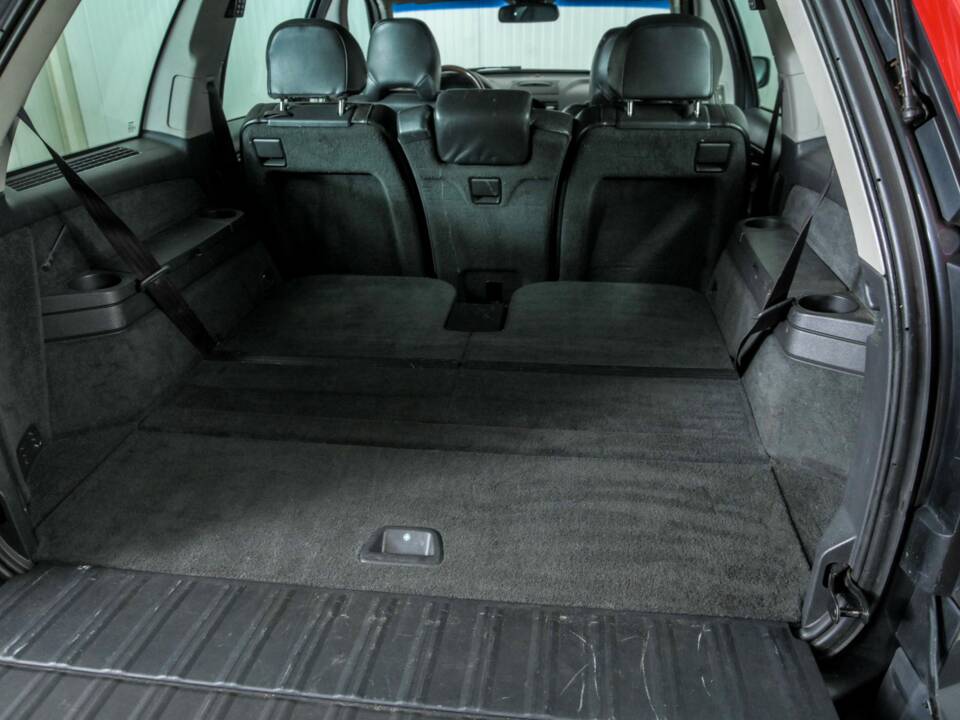 Image 39/43 of Volvo XC90 2.5T (2005)