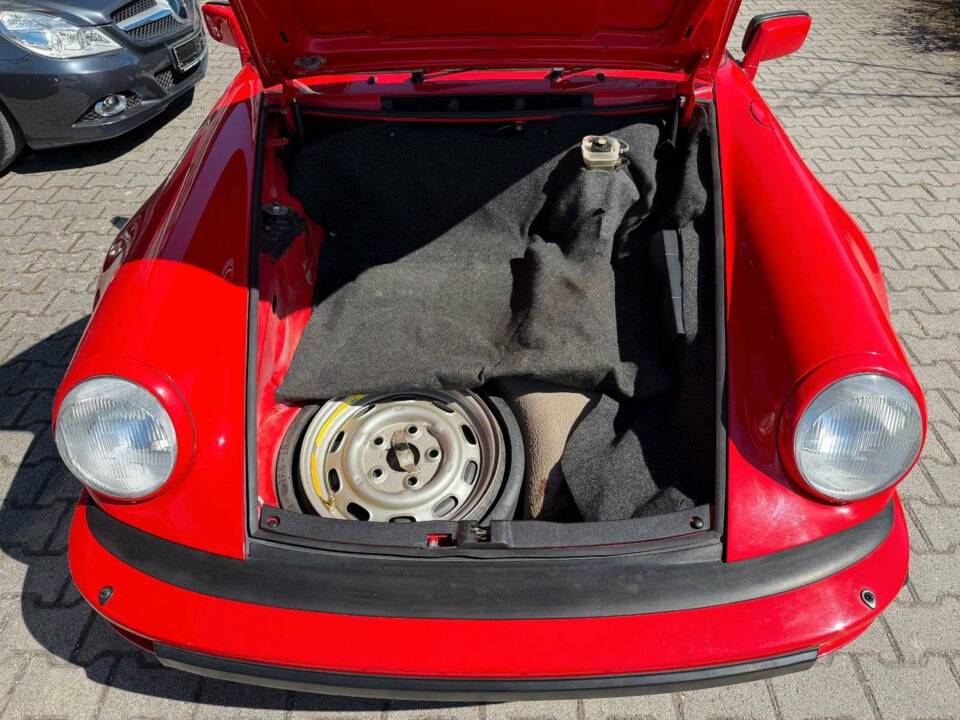 Imagen 18/35 de Porsche 911 Carrera 3.2 (1985)