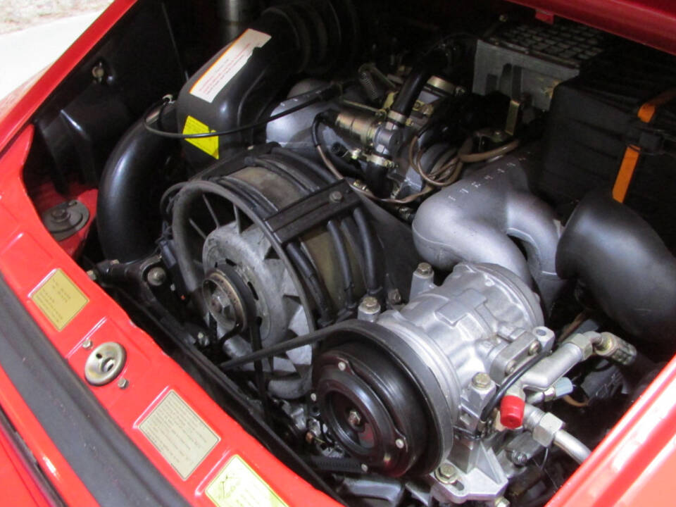 Bild 22/22 von Porsche 911 Carrera 3.2 (1986)