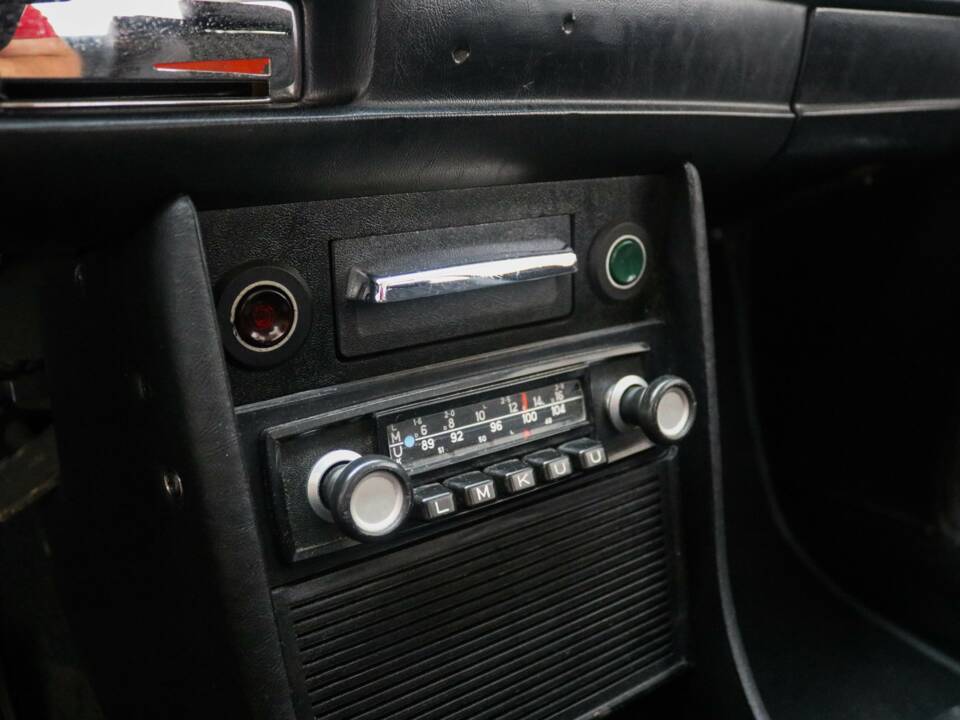 Bild 18/29 von BMW 2002 tii (1974)