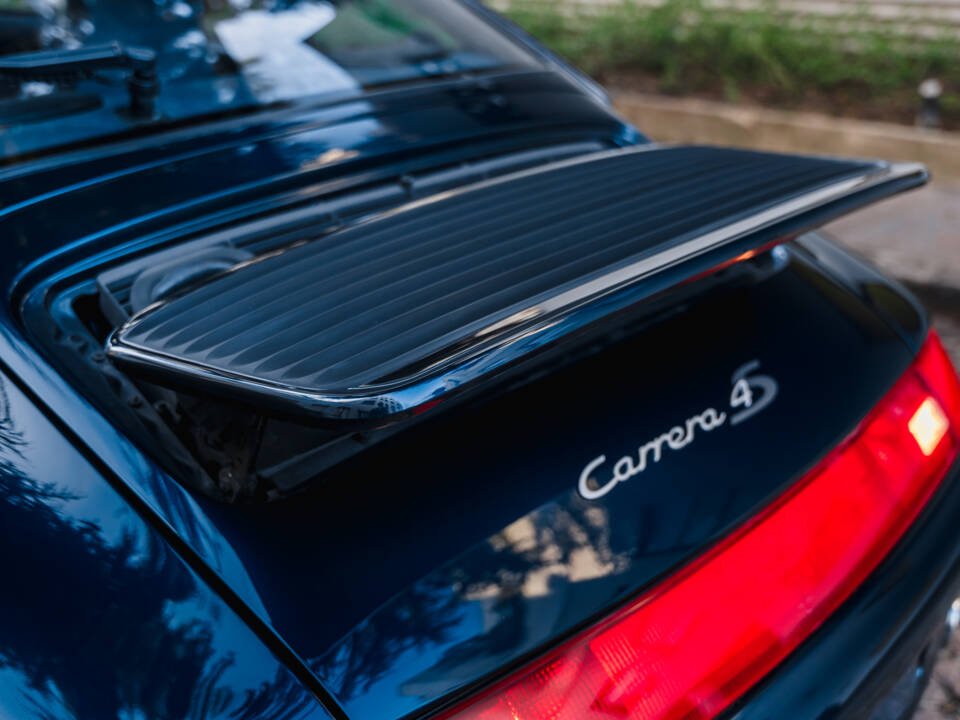 Bild 45/50 von Porsche 911 Carrera 4S (1996)