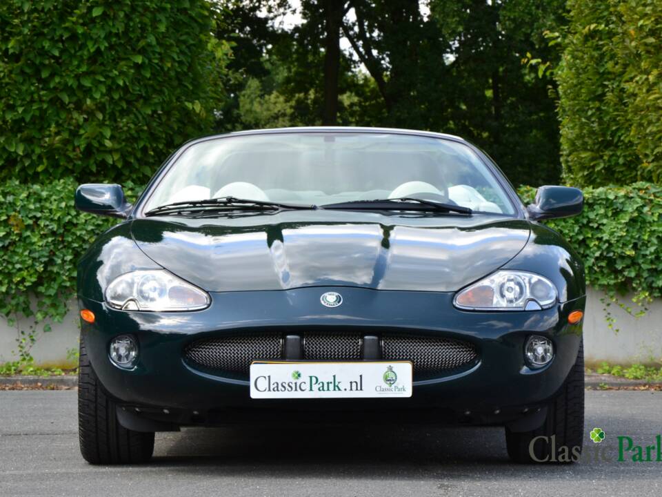 Imagen 18/50 de Jaguar XK8 4.0 (1998)