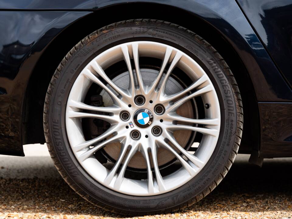 Imagen 47/65 de BMW 545i Touring (2005)