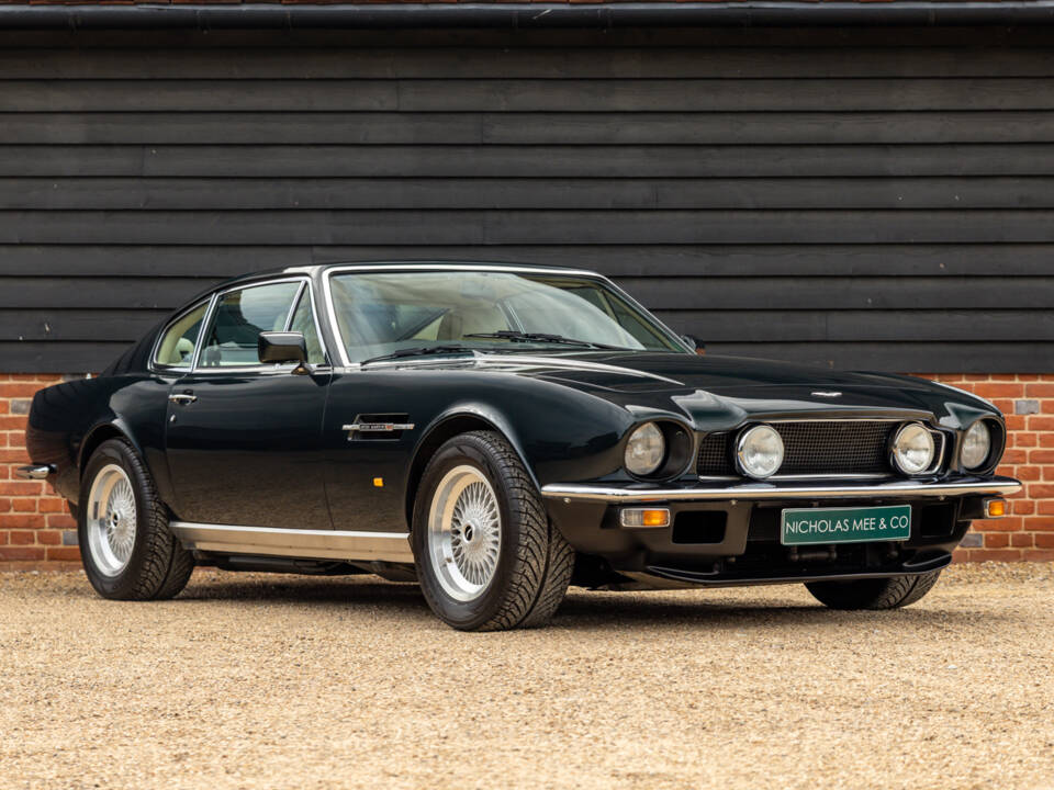 Bild 13/54 von Aston Martin V8 EFi (1987)