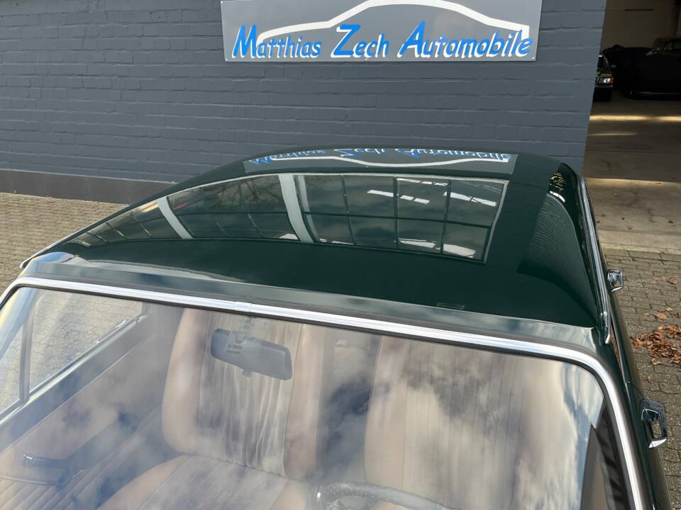 Image 18/88 of Audi 100 LS (1970)