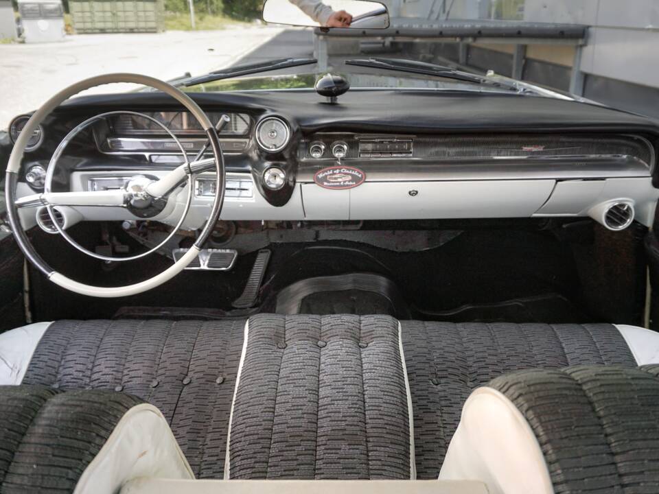 Bild 37/62 von Cadillac Coupe DeVille (1959)