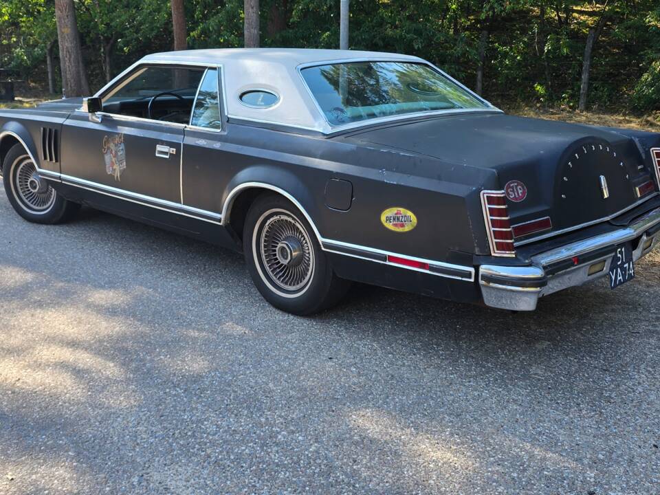 Afbeelding 3/16 van Lincoln Continental Mark V (1977)