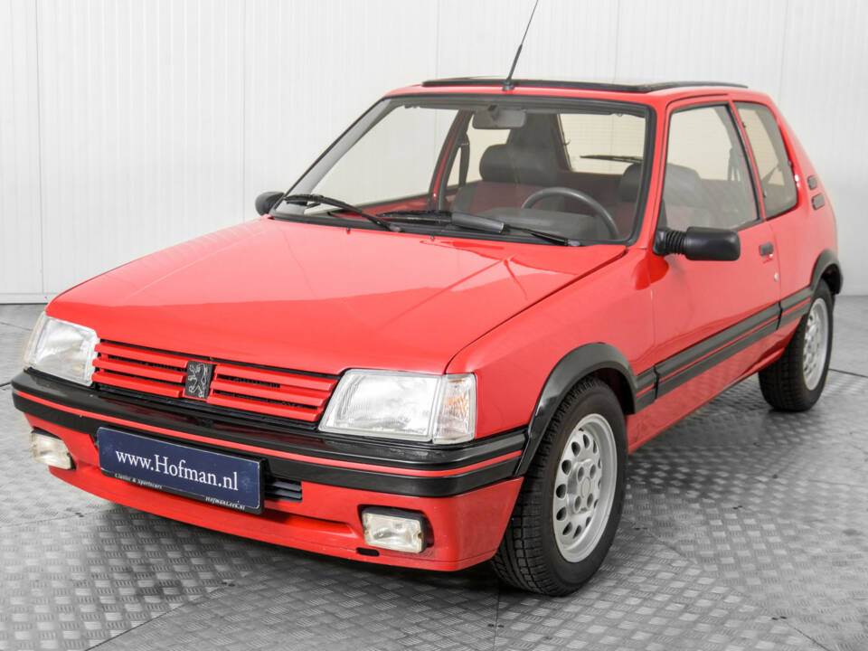 Image 17/50 of Peugeot 205 GTi 1.6 (1986)