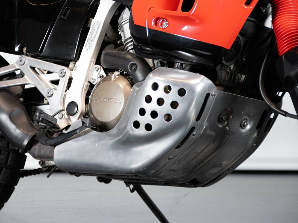 Image 28/50 de Honda DUMMY (1991)