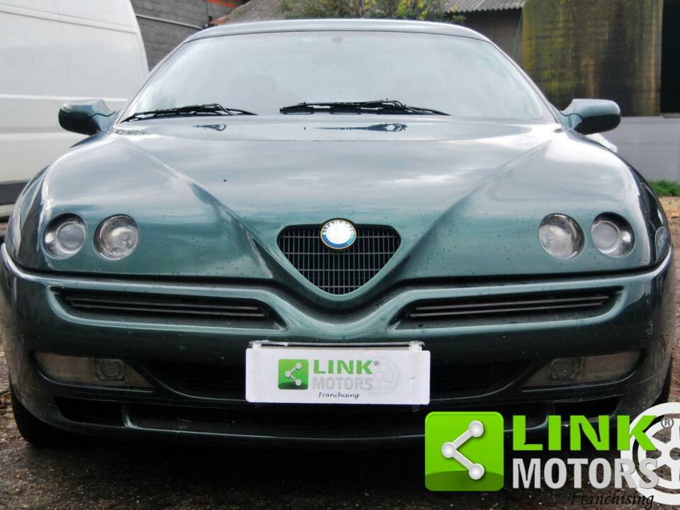 Immagine 2/10 di Alfa Romeo GTV 2.0 V6 Turbo (1996)