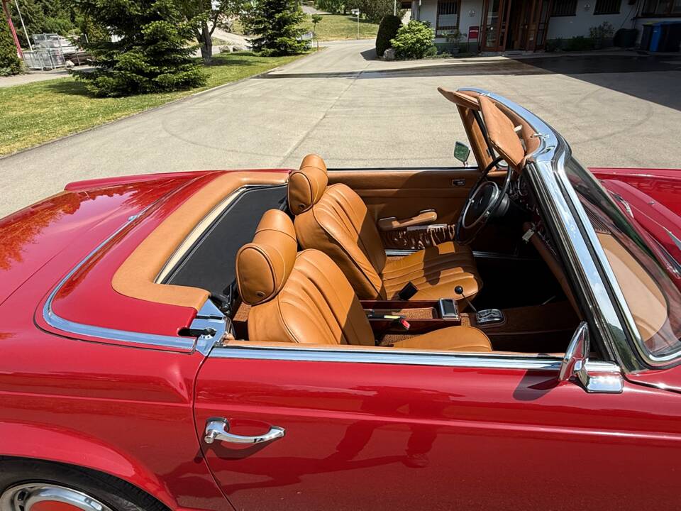 Image 19/19 of Mercedes-Benz 280 SL (1971)