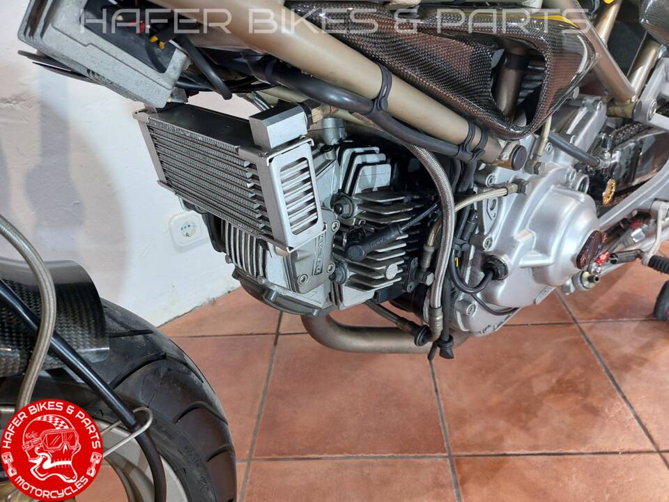 Image 25/31 de Ducati Monster 900 (1996)