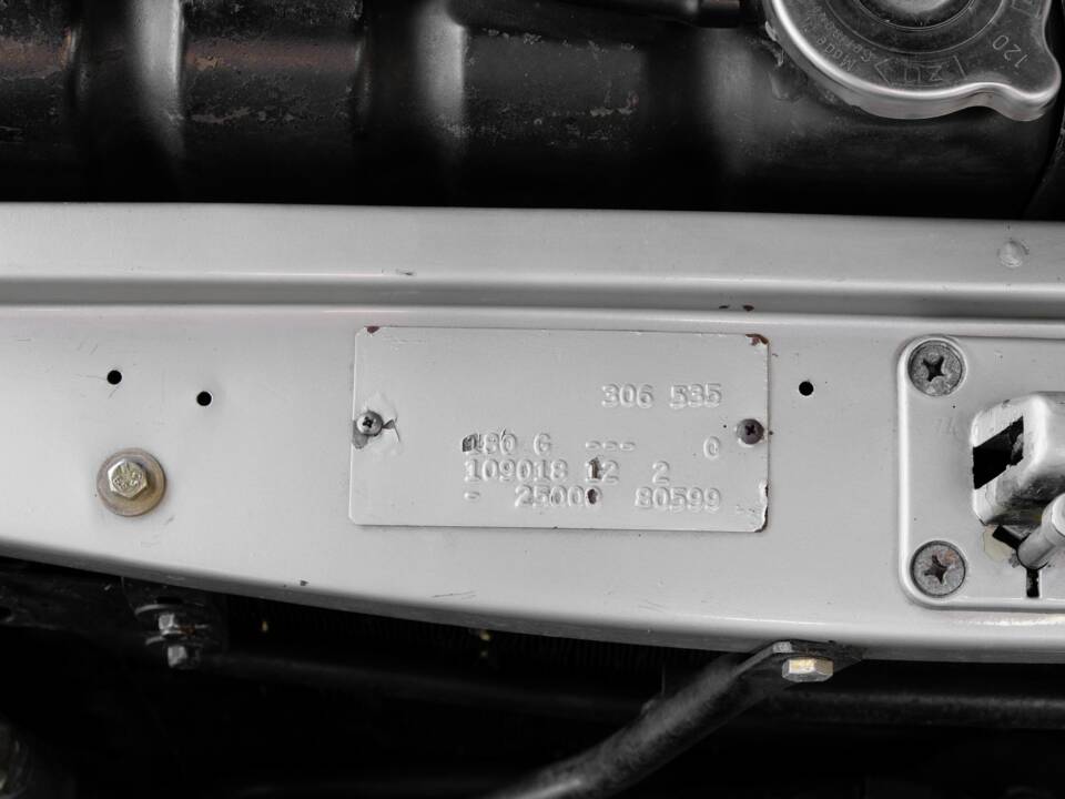 Immagine 49/50 di Mercedes-Benz 300 SEL 6.3 (1968)