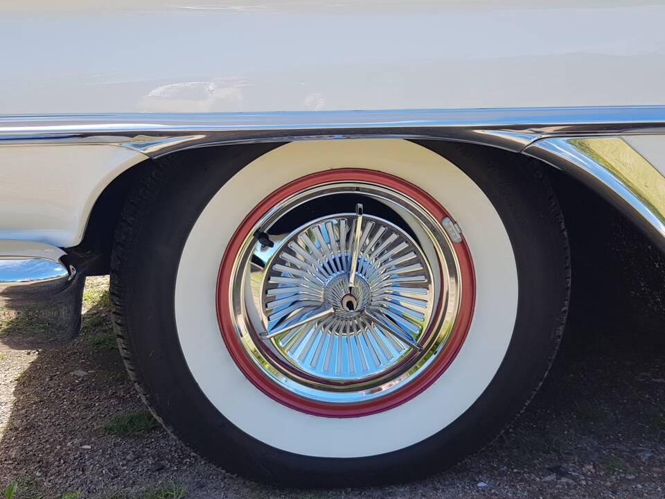 Imagen 12/30 de Oldsmobile 98 Holiday SceniCoupe (1959)