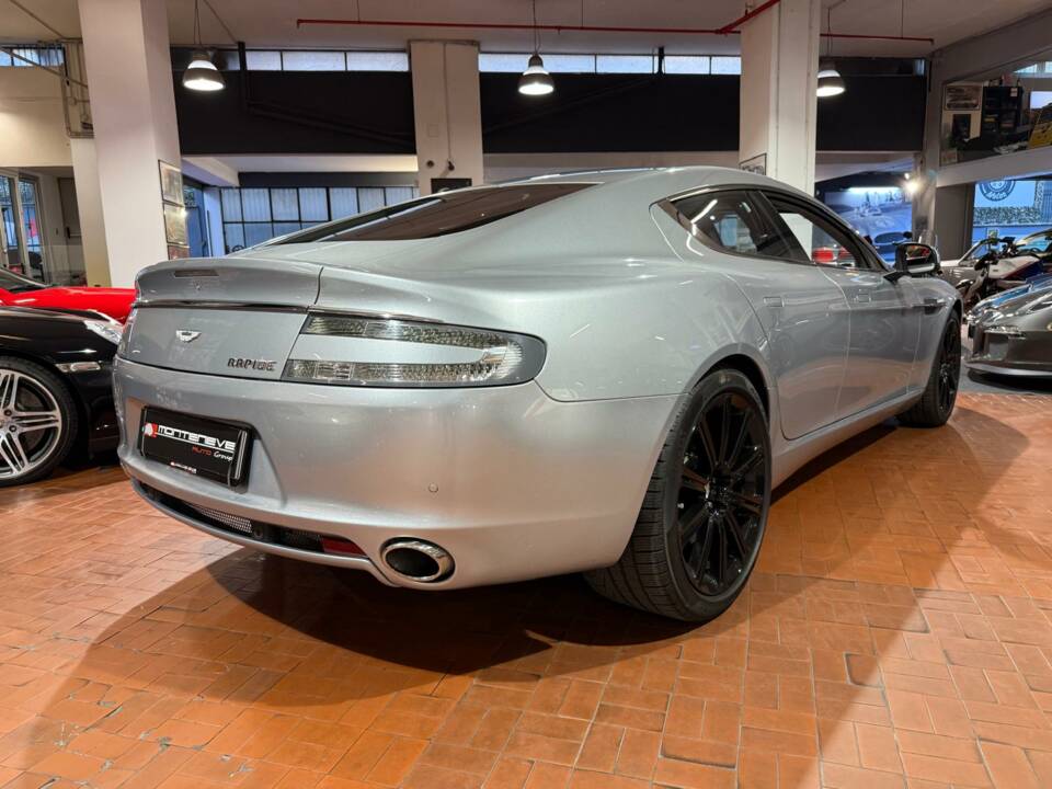 Immagine 37/42 di Aston Martin Rapide (2011)
