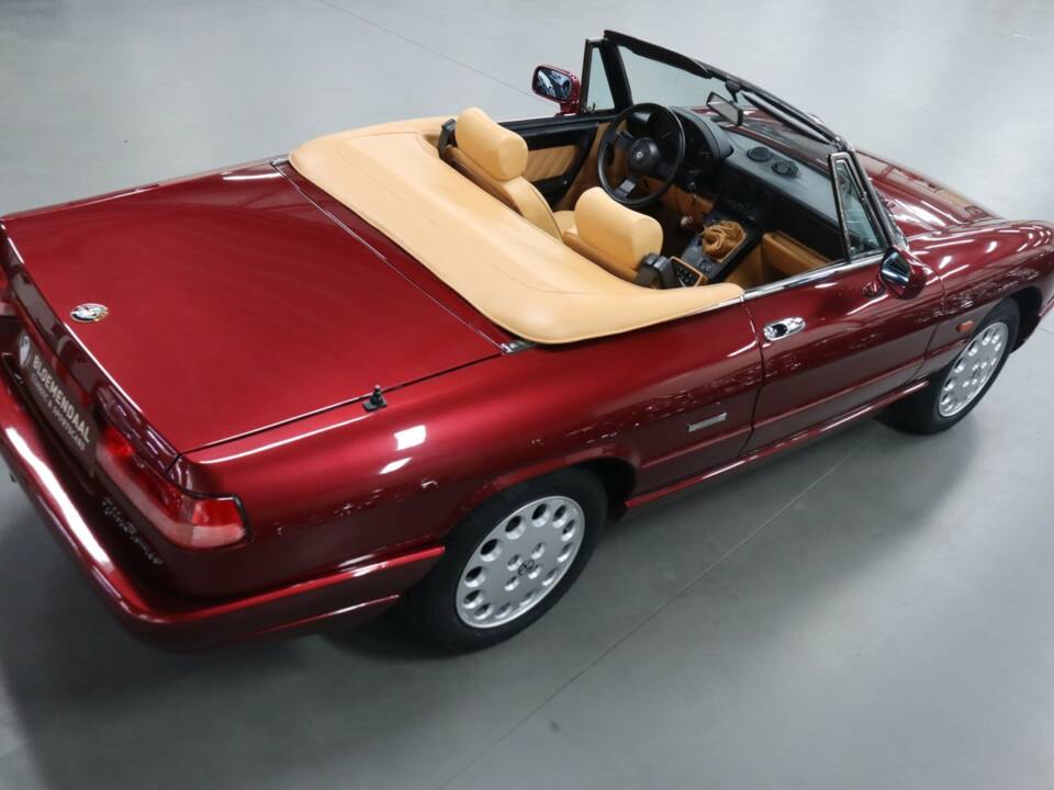 Image 8/58 de Alfa Romeo 2.0 Spider (1992)