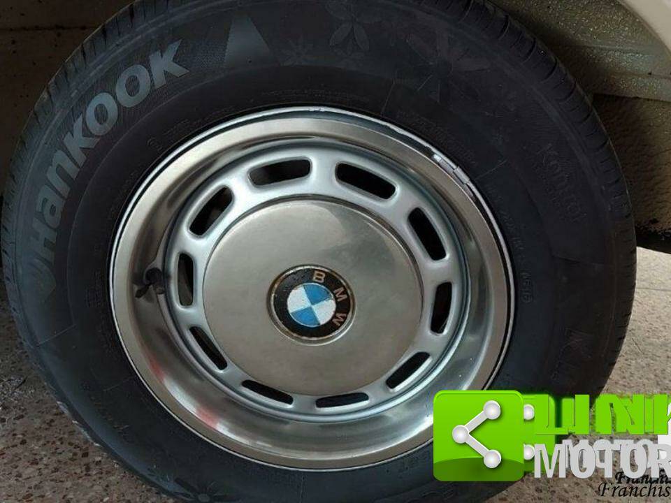 Immagine 10/10 di BMW 525 (1975)