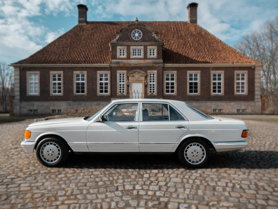 Bild 1/29 von Mercedes-Benz 280 SE (1981)