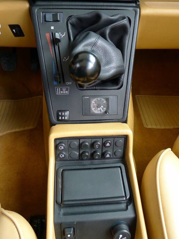Bild 14/30 von Alfa Romeo 2.0 Spider (1993)