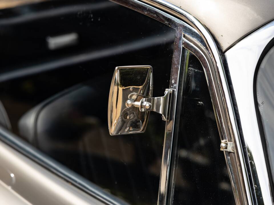 Bild 29/38 von Jaguar Mk II 3.8 (1959)