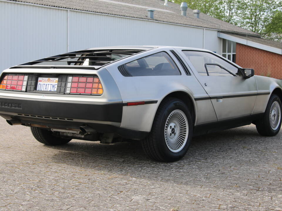 Image 6/92 of DeLorean DMC-12 (1982)
