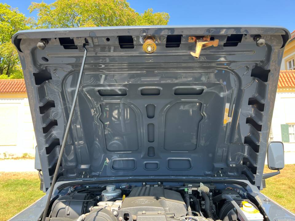 Bild 86/100 von Land Rover Defender 110 (2014)