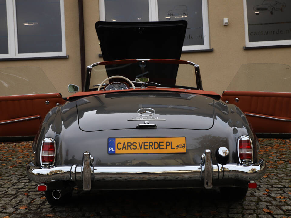 Image 21/34 de Mercedes-Benz 190 SL (1961)