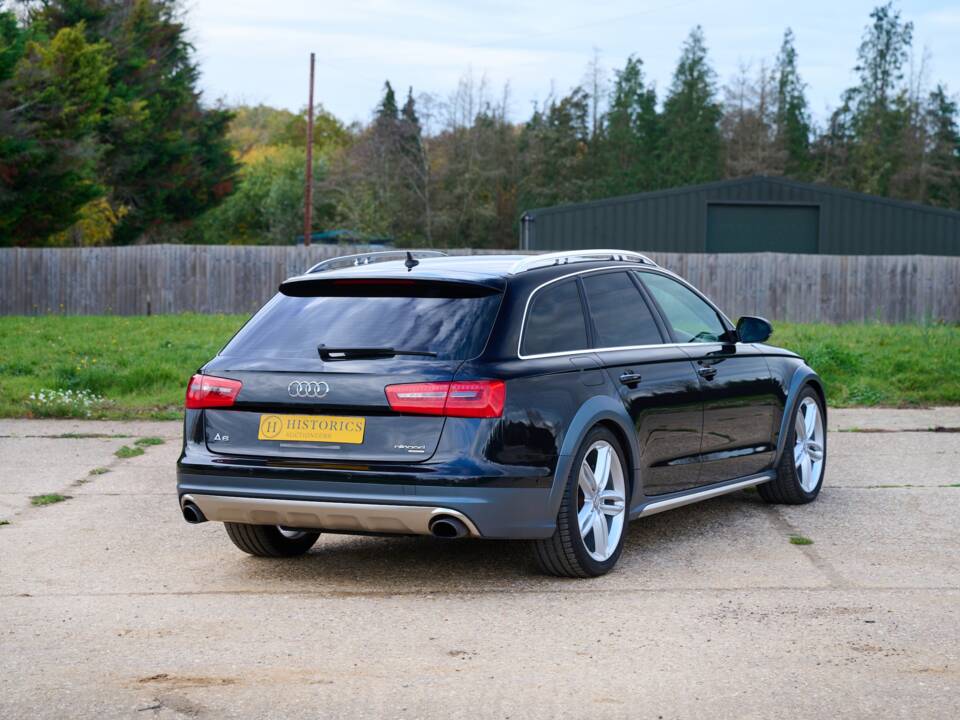 Image 30/50 of Audi A6 3.0 TFSI allroad quattro (2013)