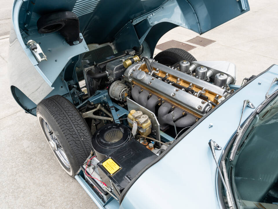 Afbeelding 65/79 van Jaguar E-Type 4.2 (1967)