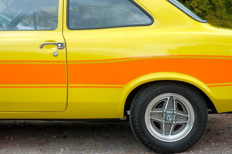 Image 38/50 de Ford Escort RS 2000 (1974)