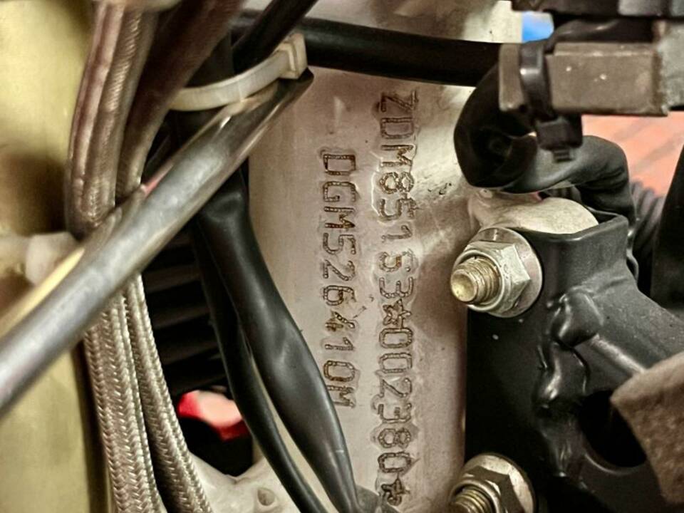 Image 17/18 of Ducati DUMMY (1990)