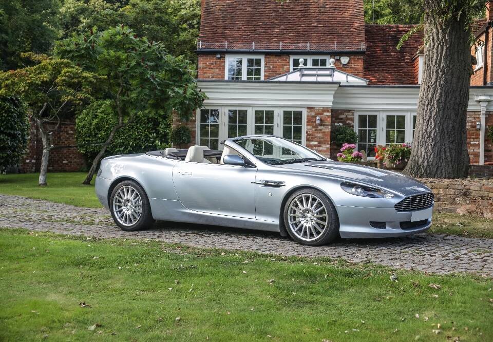 Bild 24/30 von Aston Martin DB 9 Volante (2006)