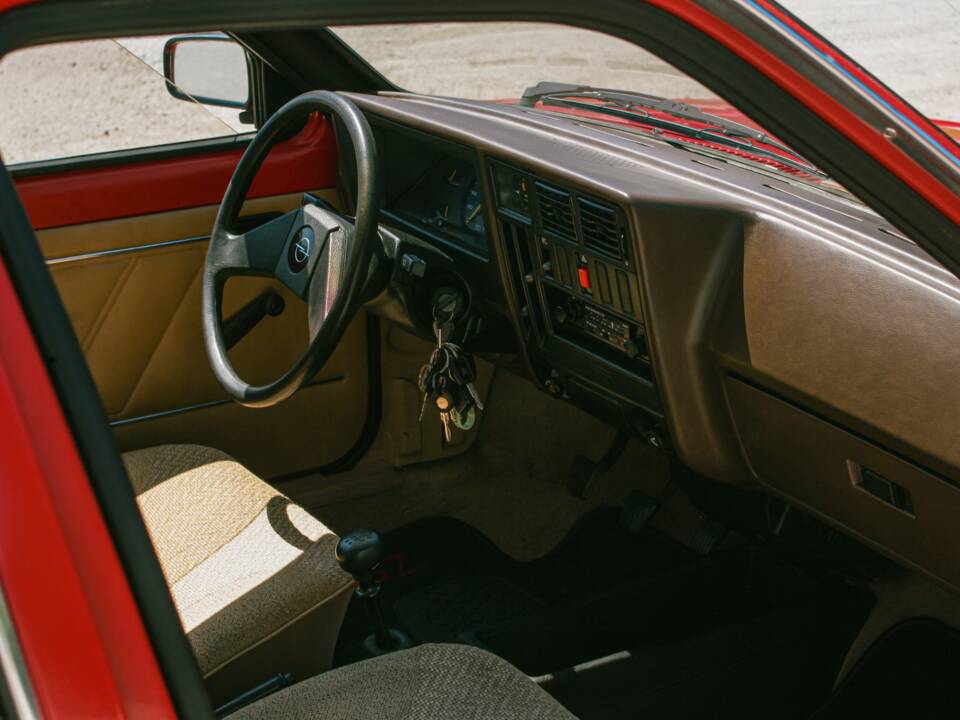 Imagen 12/26 de Opel Kadett 1,3 S (1984)