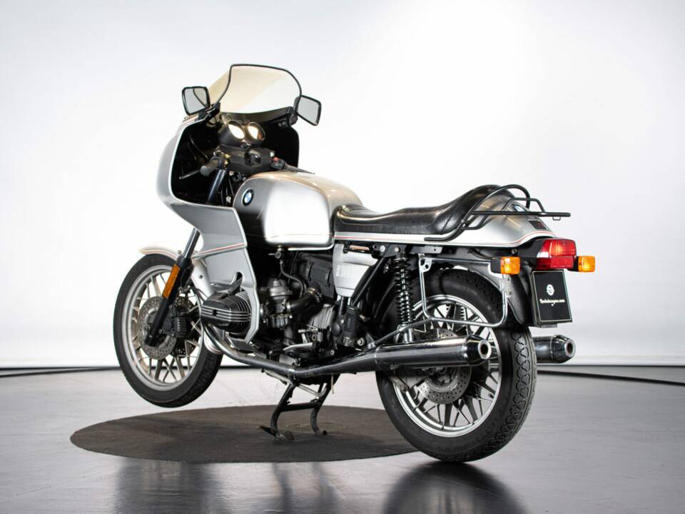 Imagen 2/50 de BMW R 100 RS (1981)
