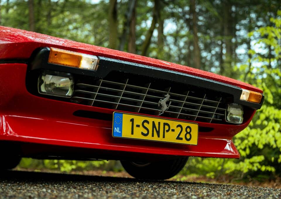 Bild 20/33 von Ferrari 308 GTB Quattrovalvole (1983)