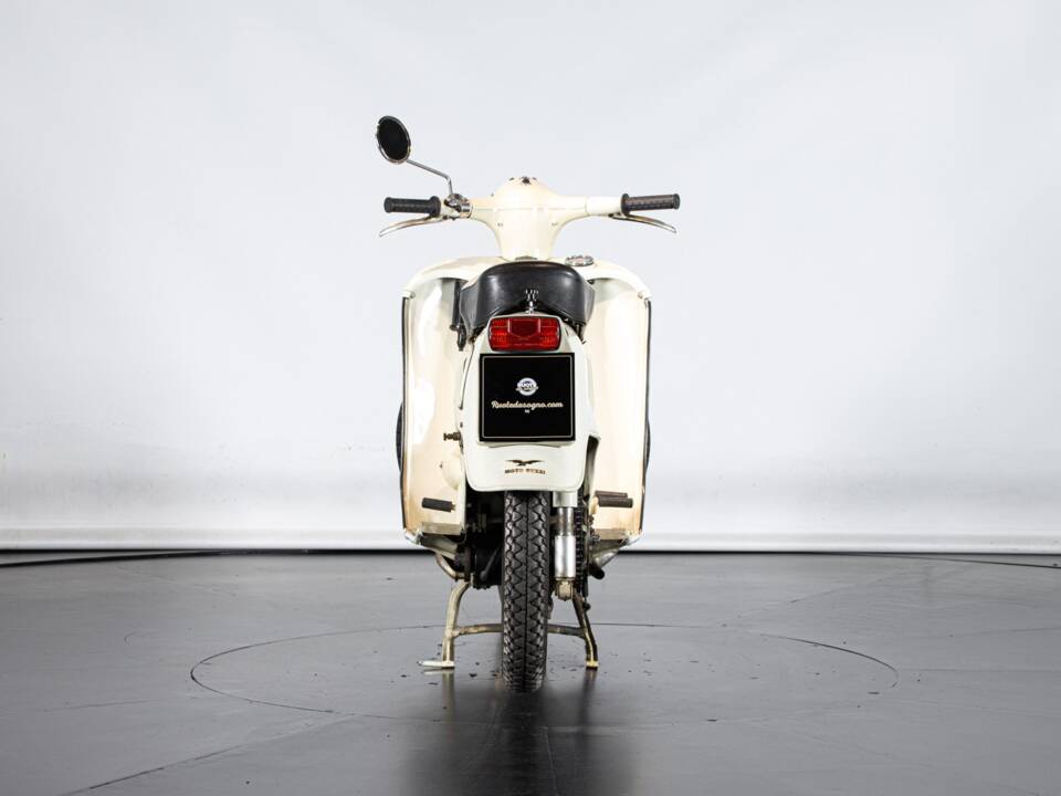 Image 7/50 of Moto Guzzi Galletto (1962)