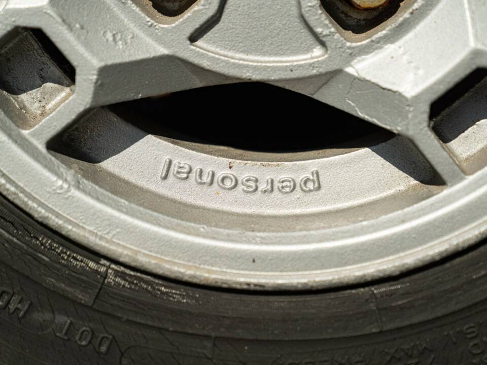 Image 16/47 of Innocenti Mini Cooper 1300 (1974)