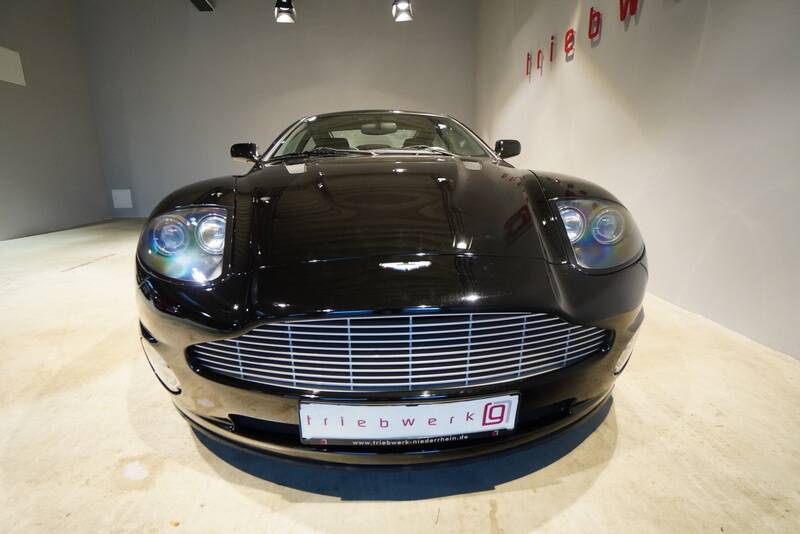 Bild 15/20 von Aston Martin V12 Vanquish (2004)