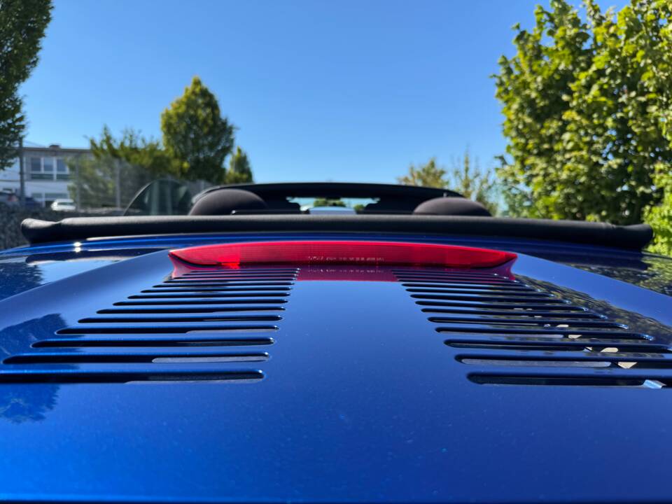 Image 15/23 de Toyota MR2 (2000)