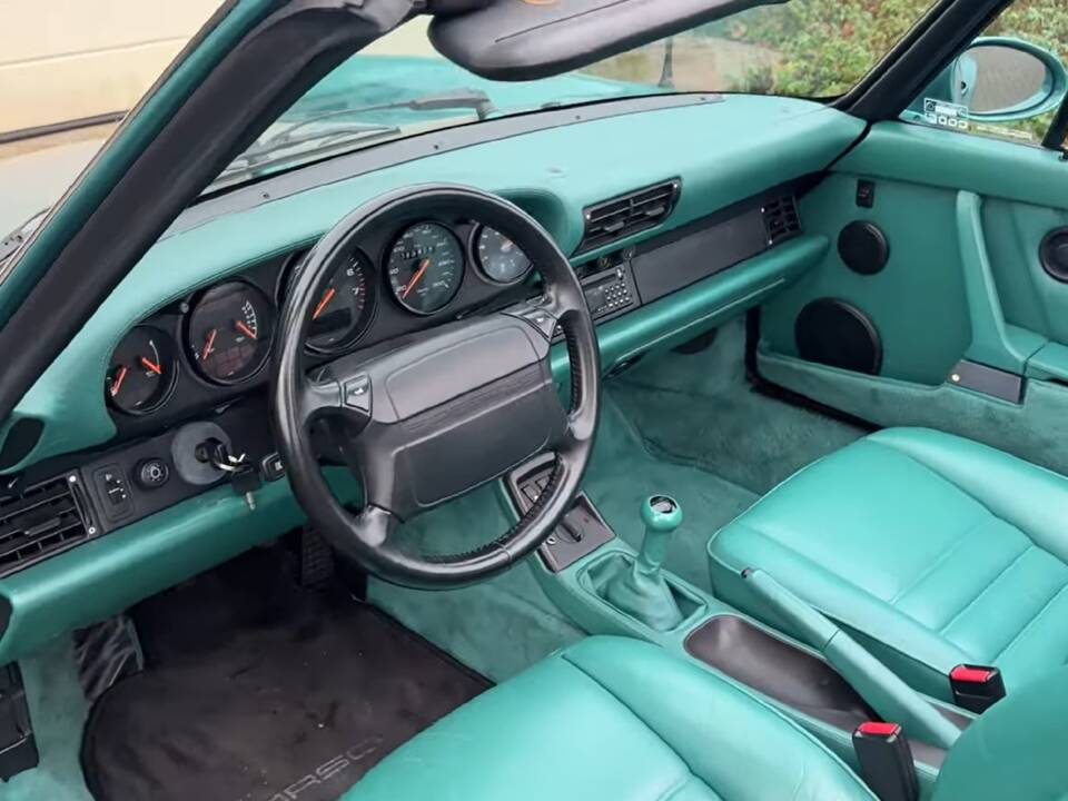 Afbeelding 2/11 van Porsche 911 Carrera 2 (WTL) (1993)