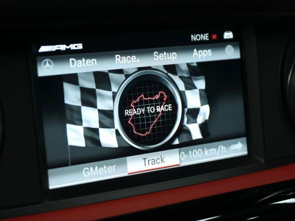 Image 17/30 of Mercedes-Benz SLS AMG Roadster (2012)