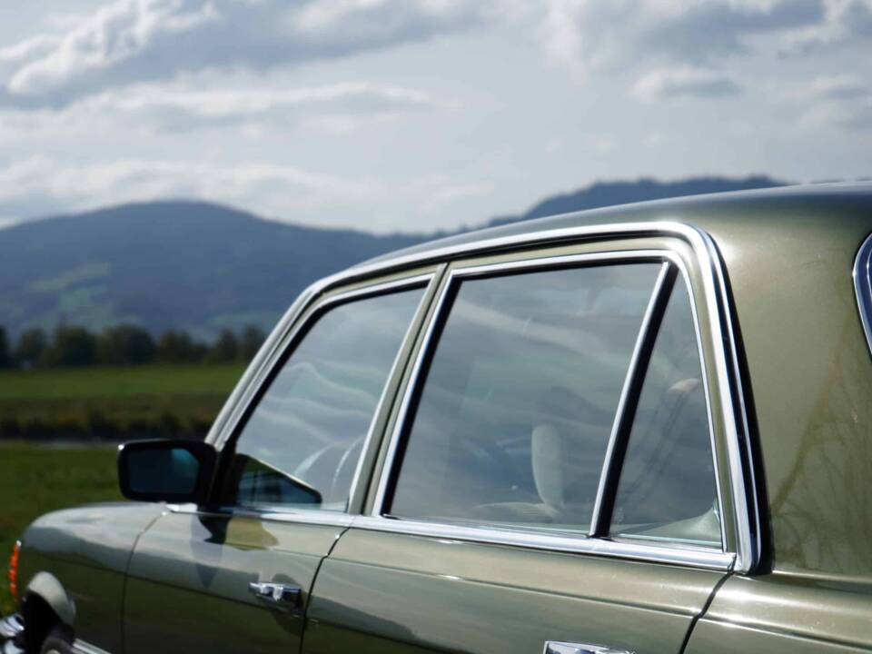 Afbeelding 20/28 van Mercedes-Benz 450 SEL (1979)