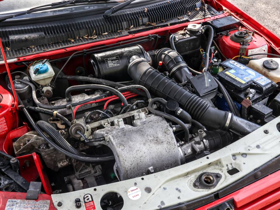 Immagine 27/39 di Peugeot 205 CTi (1991)