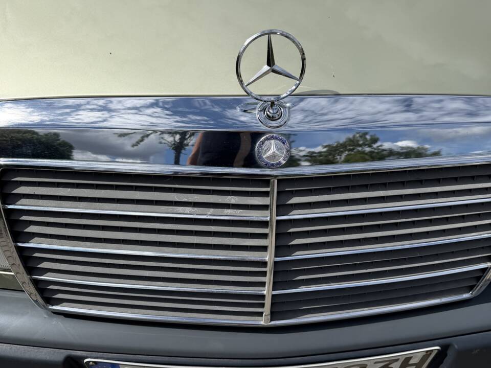 Bild 7/19 von Mercedes-Benz 200 D (1984)