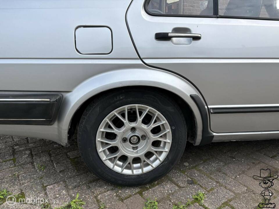 Bild 8/31 von Volkswagen Jetta 2,0 (1984)