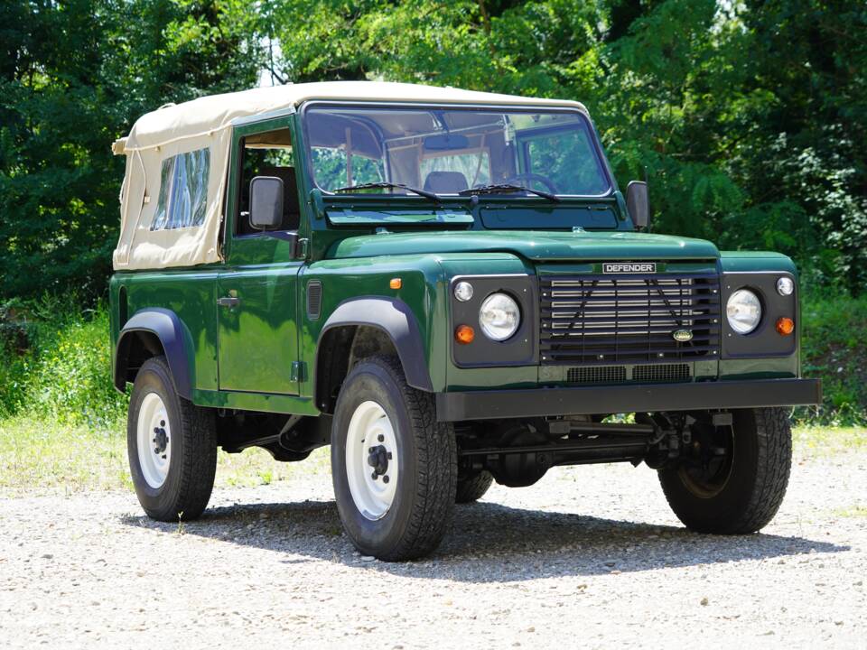 Image 4/64 of Land Rover Defender 90 Td5 (1999)